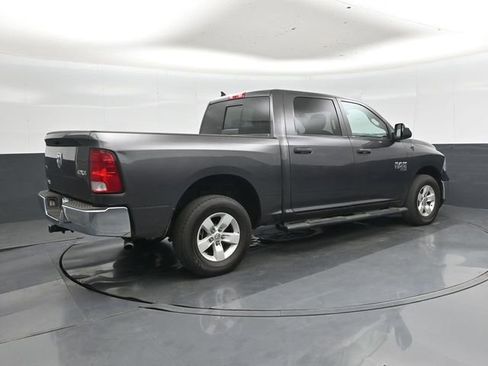 Used 2022 RAM 1500 Classic SLT w/ Electronics Group AWD/4WD image 3