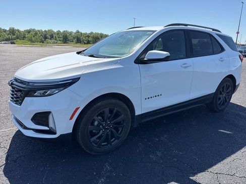 Used 2024 Chevrolet Equinox RS FWD image 1