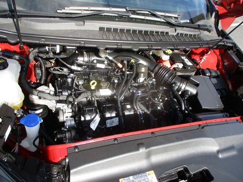 Used 2024 Ford Edge ST-Line image 18