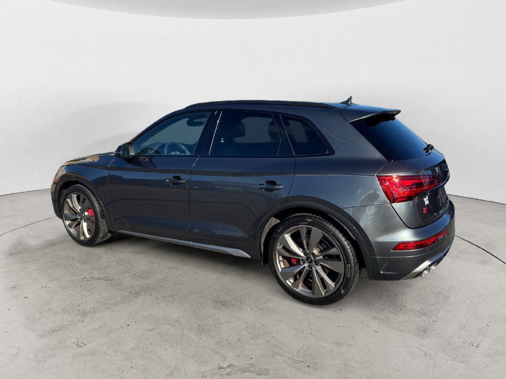 Used 2025 Audi SQ5 Premium Plus AWD/4WD image 3
