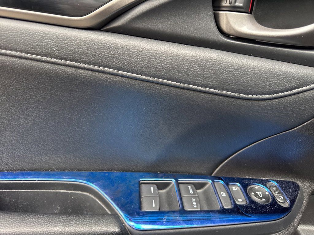 Used 2021 Honda Civic Sport Touring image 6