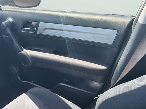Used 2010 Honda CR-V LX image 17