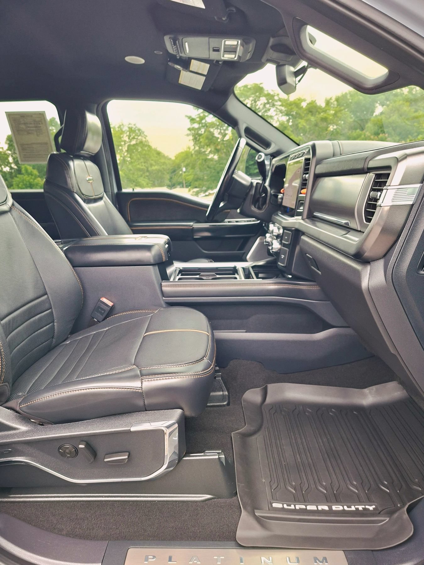 Used 2024 Ford F250 Platinum AWD/4WD image 17
