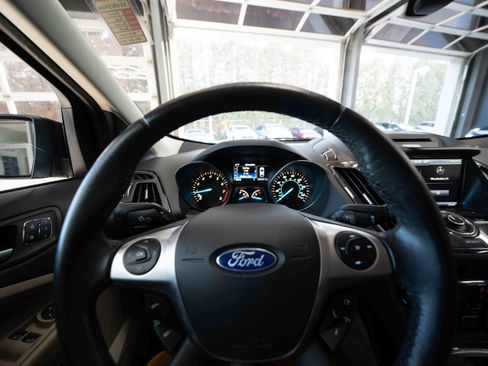 Used 2014 Ford Escape Titanium image 15