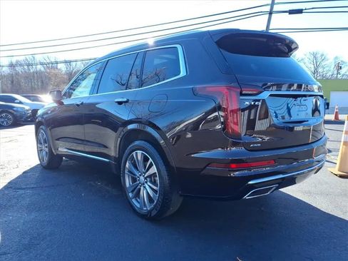 Used 2021 Cadillac XT6 Premium Luxury image 5