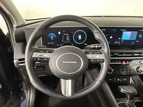 Certified 2025 Hyundai Tucson SEL AWD/4WD image 19