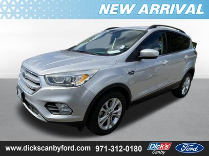 Used 2017 Ford Escape SE w/ SE Leather Comfort Package