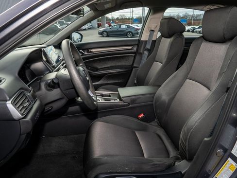 Used 2020 Honda Accord LX image 9
