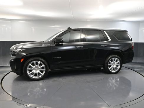 Used 2024 Chevrolet Tahoe High Country image 12