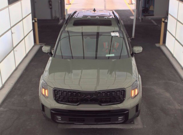 Certified 2025 Kia Telluride SX Prestige X-Line AWD/4WD image 2