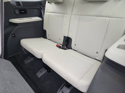 Used 2025 Hyundai Santa Fe SEL image 30