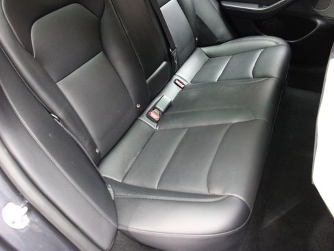 Used 2025 Tesla Model 3 Long Range image 29