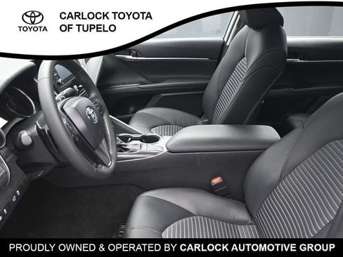 Used 2024 Toyota Camry SE FWD image 12