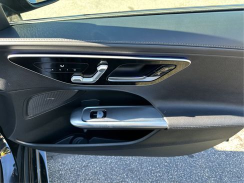 Used 2023 Mercedes-Benz C 300 4MATIC Sedan image 22