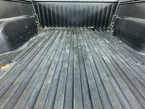 Used 2019 Toyota Tacoma SR image 28