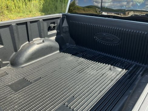 Used 2023 Ford F150 Lariat image 28