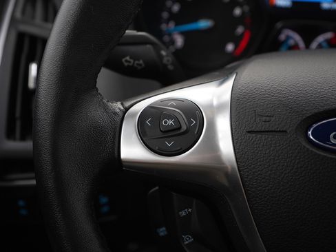 Used 2014 Ford Focus Titanium image 24