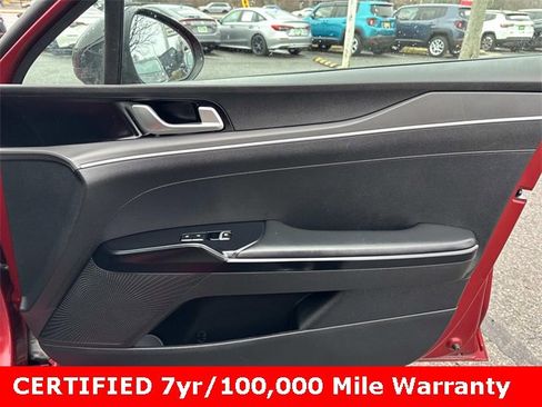 Used 2022 Kia K5 GT-Line image 9