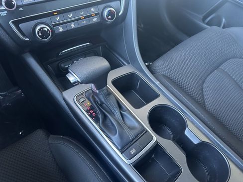 Used 2020 Kia Optima LX FWD image 27