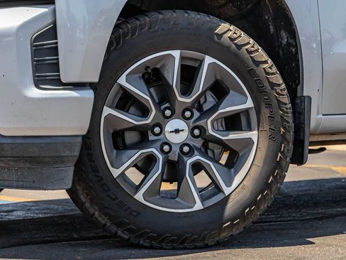 Used 2019 Chevrolet Silverado 1500 RST AWD/4WD image 6