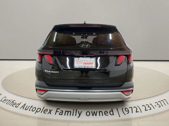 Used 2026 Hyundai Tucson SE FWD image 4