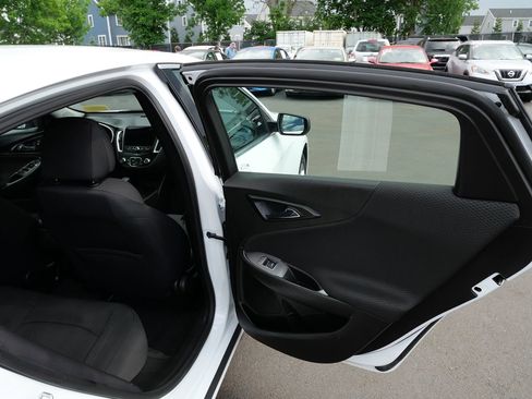 Used 2023 Chevrolet Malibu LS FWD image 34
