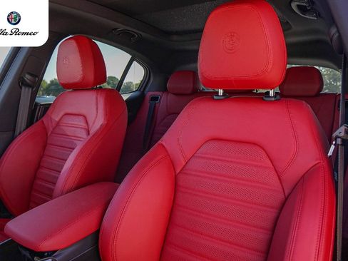 New 2025 Alfa Romeo Stelvio Sprint w/ Veloce Package AWD/4WD image 11