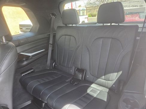 Used 2020 BMW X7 M50i AWD/4WD image 12