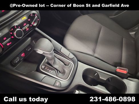 Used 2020 Kia Soul LX FWD image 24