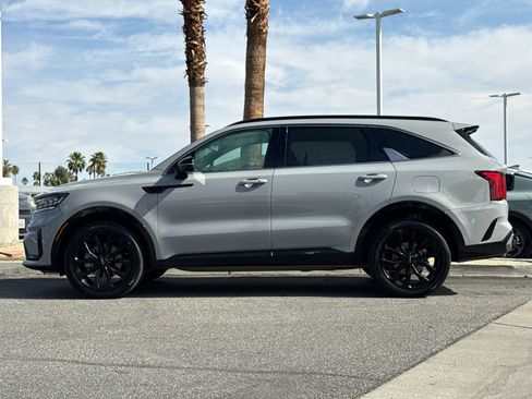 Used 2022 Kia Sorento SX AWD/4WD image 6