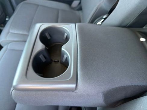 Used 2025 Ford Explorer Active RWD image 19