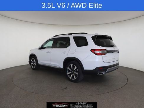 Used 2023 Honda Pilot Elite image 12