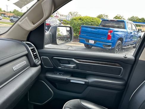 Used 2019 RAM 1500 Laramie AWD/4WD image 28