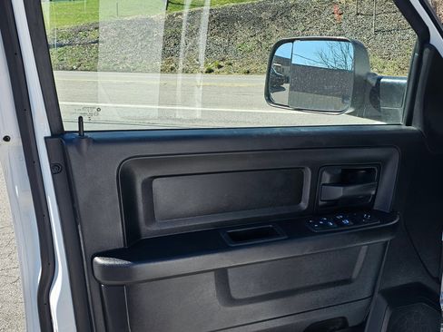 Used 2023 RAM 1500 Laramie image 16