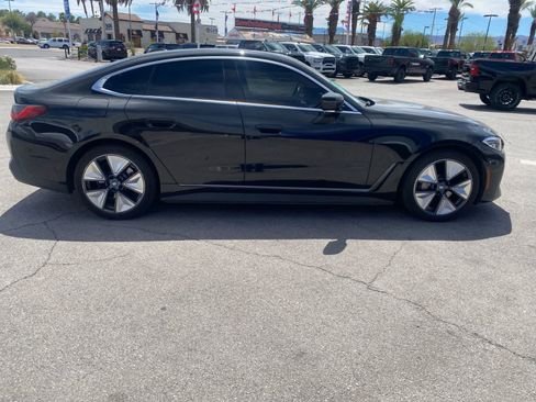 Used 2023 BMW i4 eDrive40 RWD image 5
