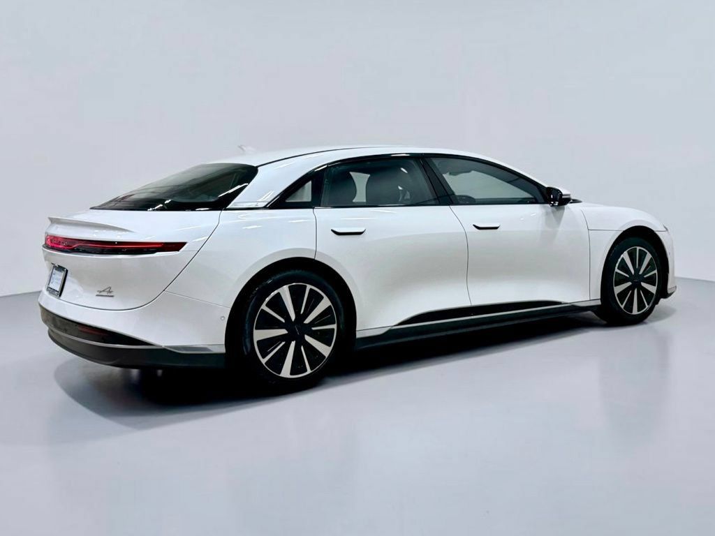 Used 2024 Lucid Air Touring AWD/4WD image 17