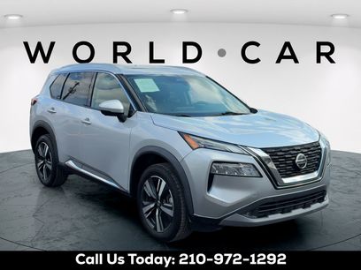 Used 2021 Nissan Rogue SL w/ Premium Package