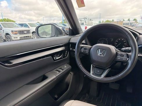 Used 2025 Honda CR-V Sport Touring image 21