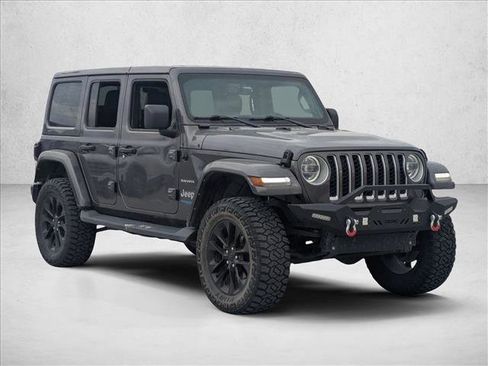 Used 2022 Jeep Wrangler Unlimited Sahara w/ Safety Group image 3