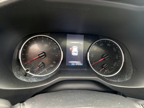Used 2022 Toyota RAV4 XLE w/ Convenience Package AWD/4WD image 9