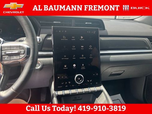 Used 2025 GMC Terrain Elevation AWD/4WD image 17