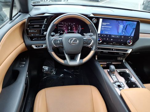 Used 2024 Lexus RX 350 Premium w/ Convenience Package AWD/4WD image 8