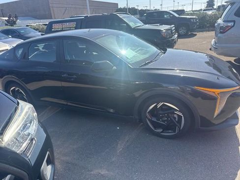 Used 2025 Kia K4 EX FWD image 3