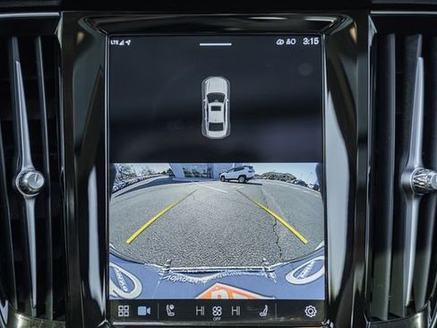 Used 2023 Volvo S90 B6 Ultimate image 45