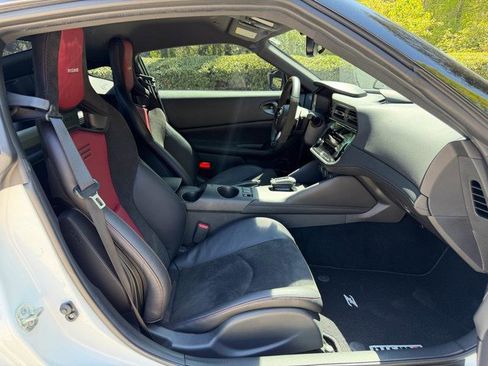 Used 2024 Nissan Z NISMO w/ Floor Mat Package image 24