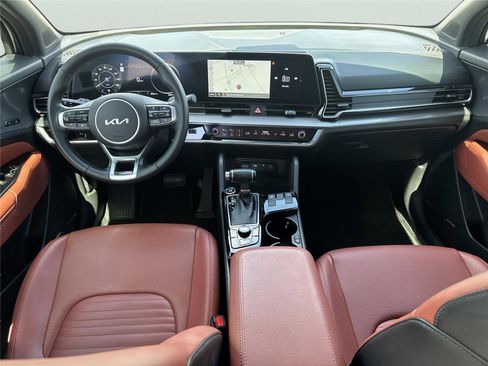 Used 2023 Kia Sportage SX image 13