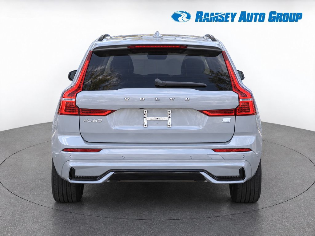 Used 2024 Volvo XC60 T8 Plus w/ Protection Package Premier AWD/4WD image 7