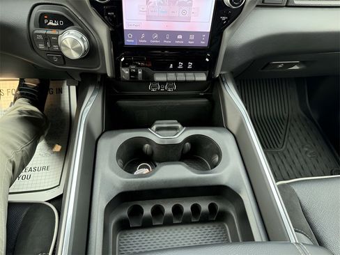 Used 2025 RAM 1500 Laramie w/ Sport Appearance Package image 27