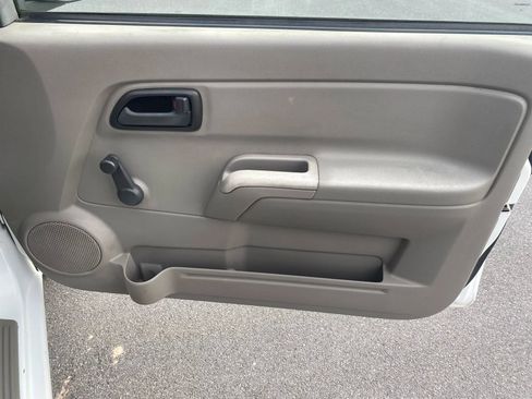 Used 2005 Chevrolet Colorado LS image 17