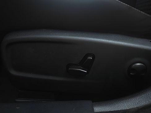Used 2022 Dodge Charger R/T RWD image 13